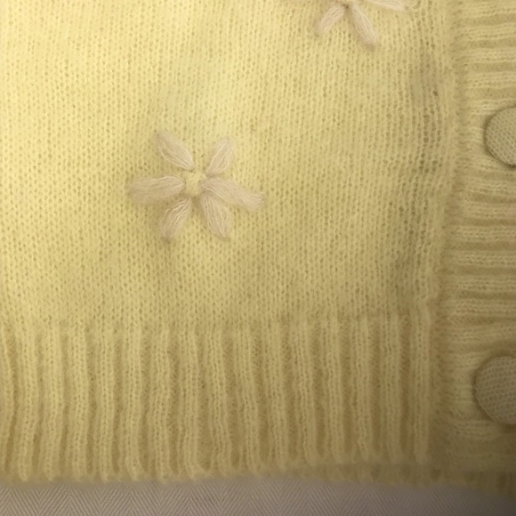 Rouje Paris Romeo Cardigan Sweater in Soft Yellow Size 40/Medium - Picture 9 of 11